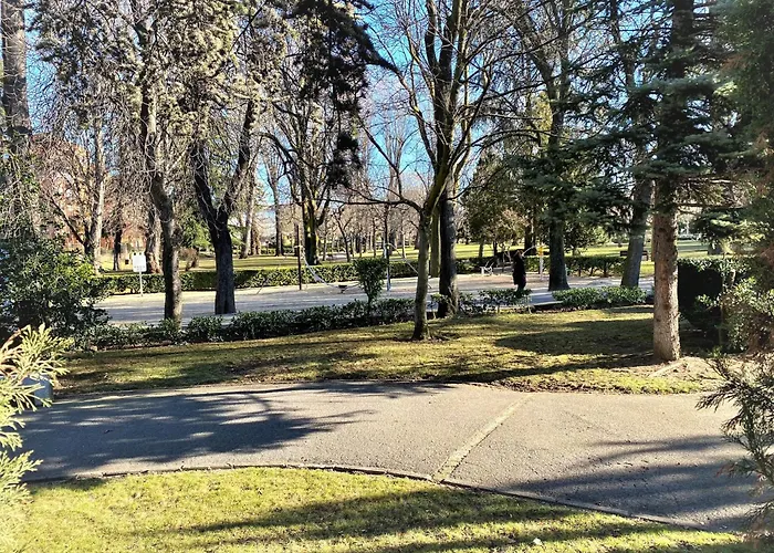 Housingleon- Camino De Santiago By Bike I Y Ii *