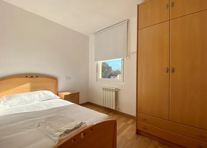 Housingleon- Camino De Santiago By Bike I Y Ii * Leão