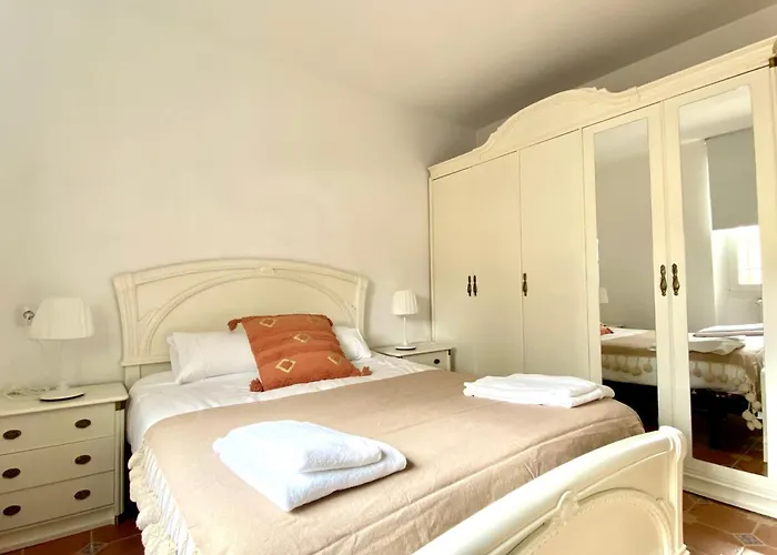 Housingleon- Camino De Santiago By Bike I Y Ii *